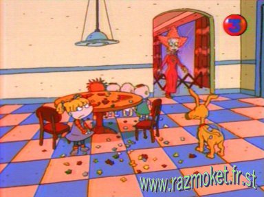 Anglica a casse le puzzle de Lucie mais elle accuse Hubert !