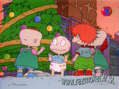 Il y a un sapin dans le salon de Tommy !